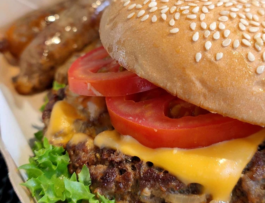 เบอร์เกอร์กีตอ (Burger Kitor) 39,000 บาท