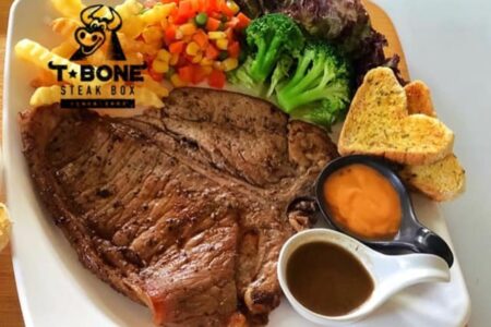 ที-โบนสเต็กบ็อกซ์ (T-Bone Steak Box) 75,000 บาท