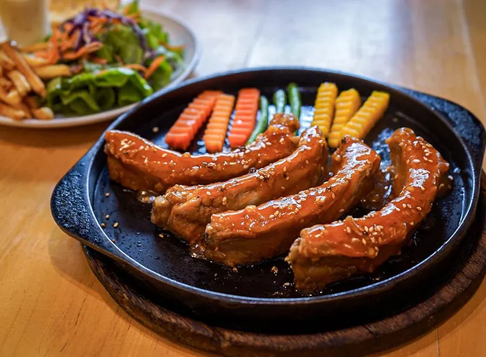 โมบายสเต็ก (Mobilesteak) 40,000 บาท