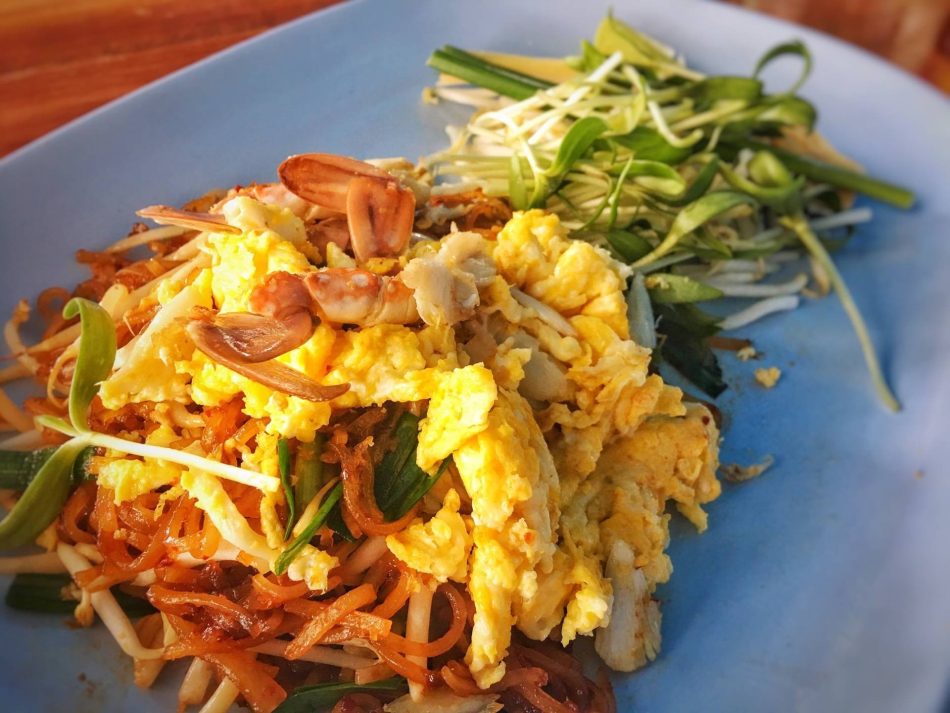 ผัดไทย100ปี บ้านทางเกวียน (Pad Thai 100 year Baan Thang Kwien) 25,000 บาท
